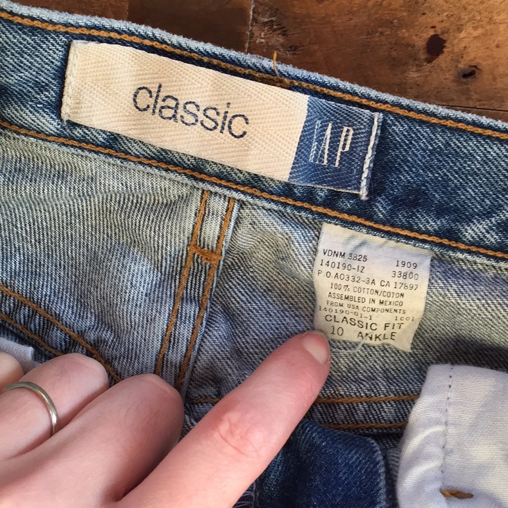 💋Vintage High Rise Gap Jeans - Picture 5 of 8